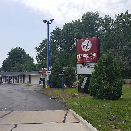Mentor Home Inn And Suites Buitenkant foto