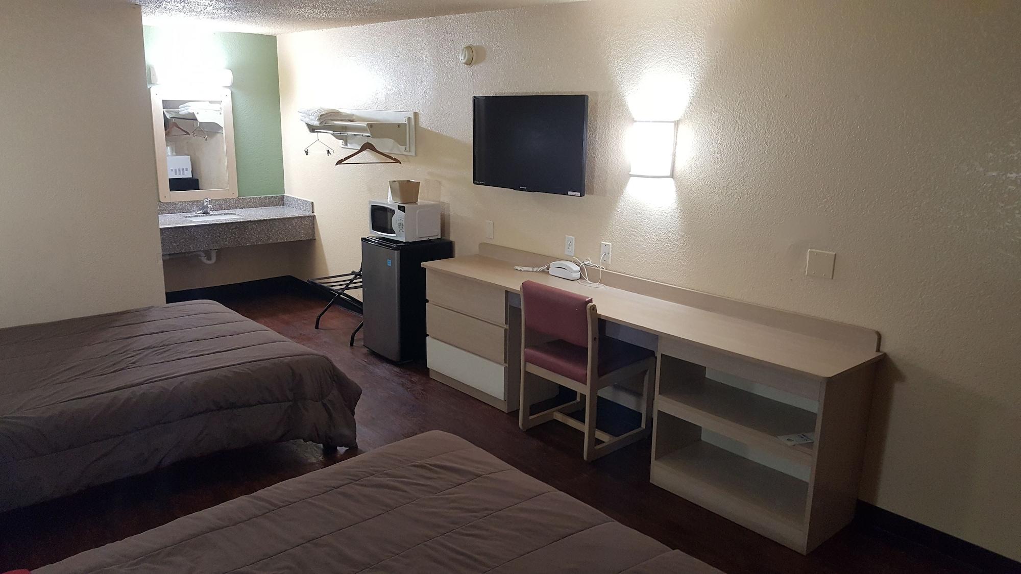 Mentor Home Inn And Suites Buitenkant foto