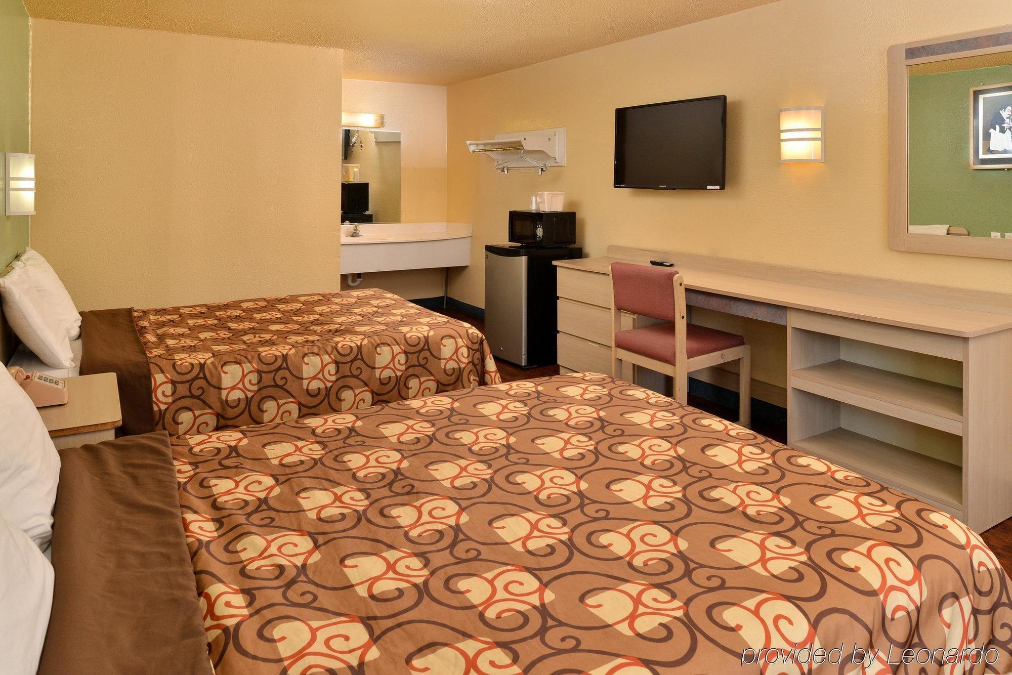 Mentor Home Inn And Suites Buitenkant foto