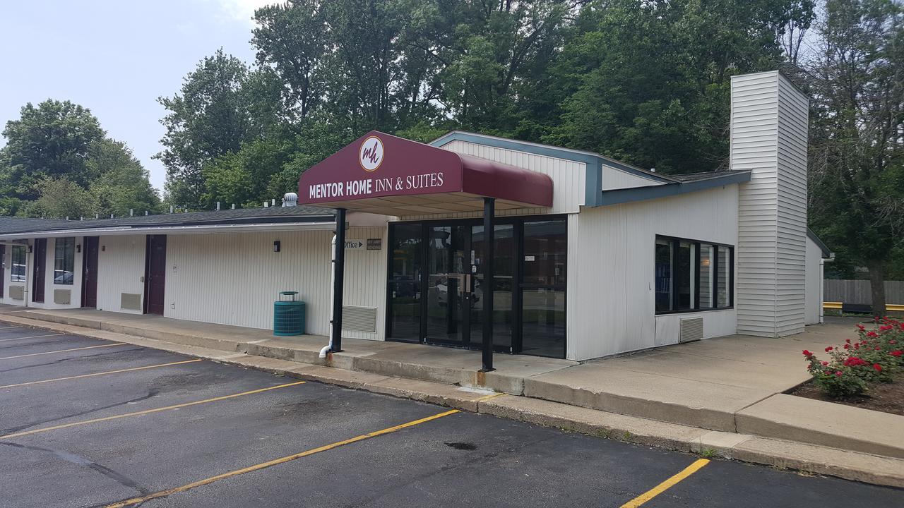 Mentor Home Inn And Suites Buitenkant foto